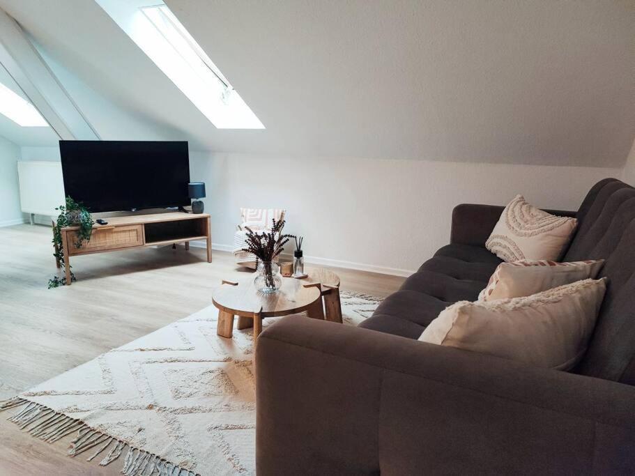 Stylische Altstadtwohnung - Netflix - Smart Tv - Schlafsofa Fuer 3 Personen Erfurt Exterior foto