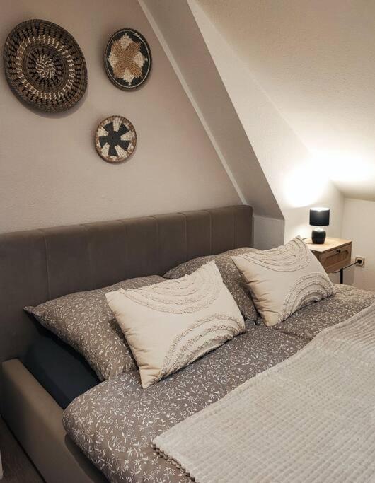 Stylische Altstadtwohnung - Netflix - Smart Tv - Schlafsofa Fuer 3 Personen Erfurt Exterior foto